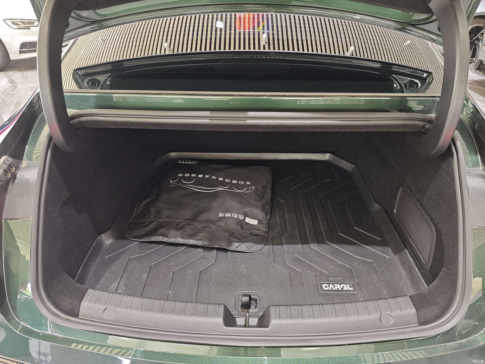 Geely 8, 2025 9
