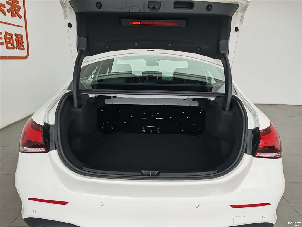 Mercedes-Benz A-Class, 2021 16