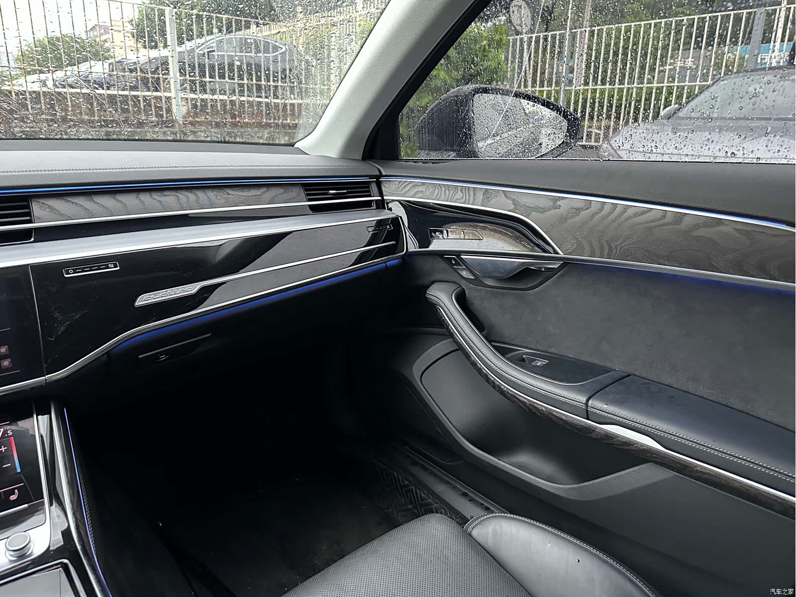 Audi A8L, 2022 13