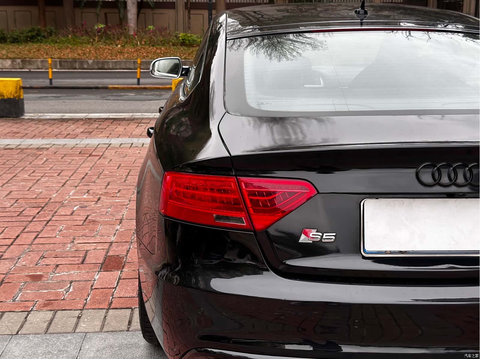 Audi S5, 2012 9