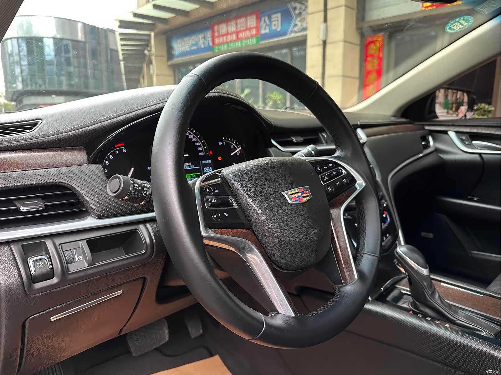 Cadillac XTS, 2018 20