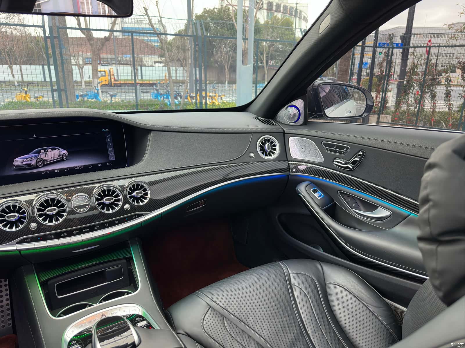 Mercedes-Benz S-Class, 2019 22
