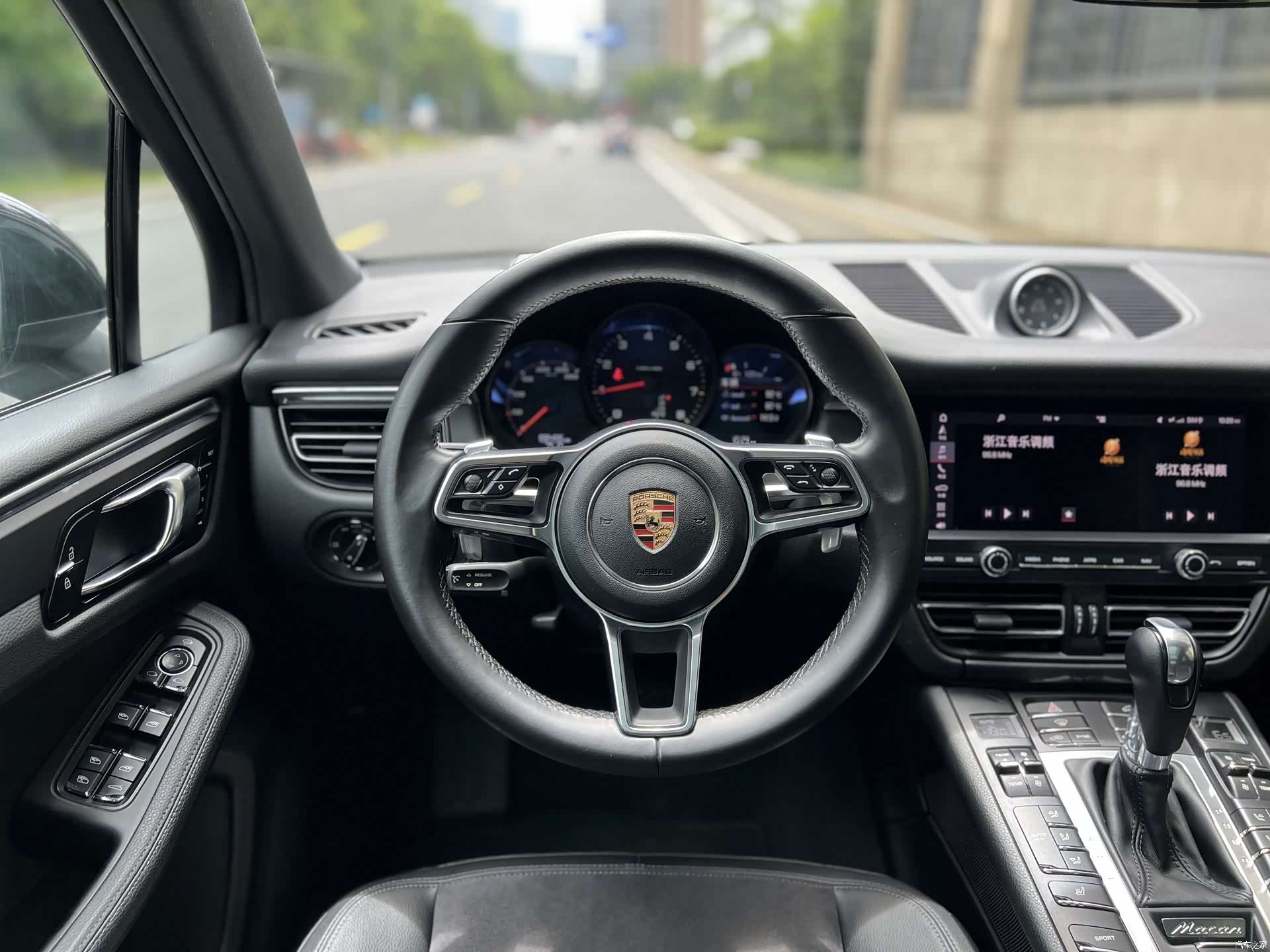 Porsche Macan, 2019 11