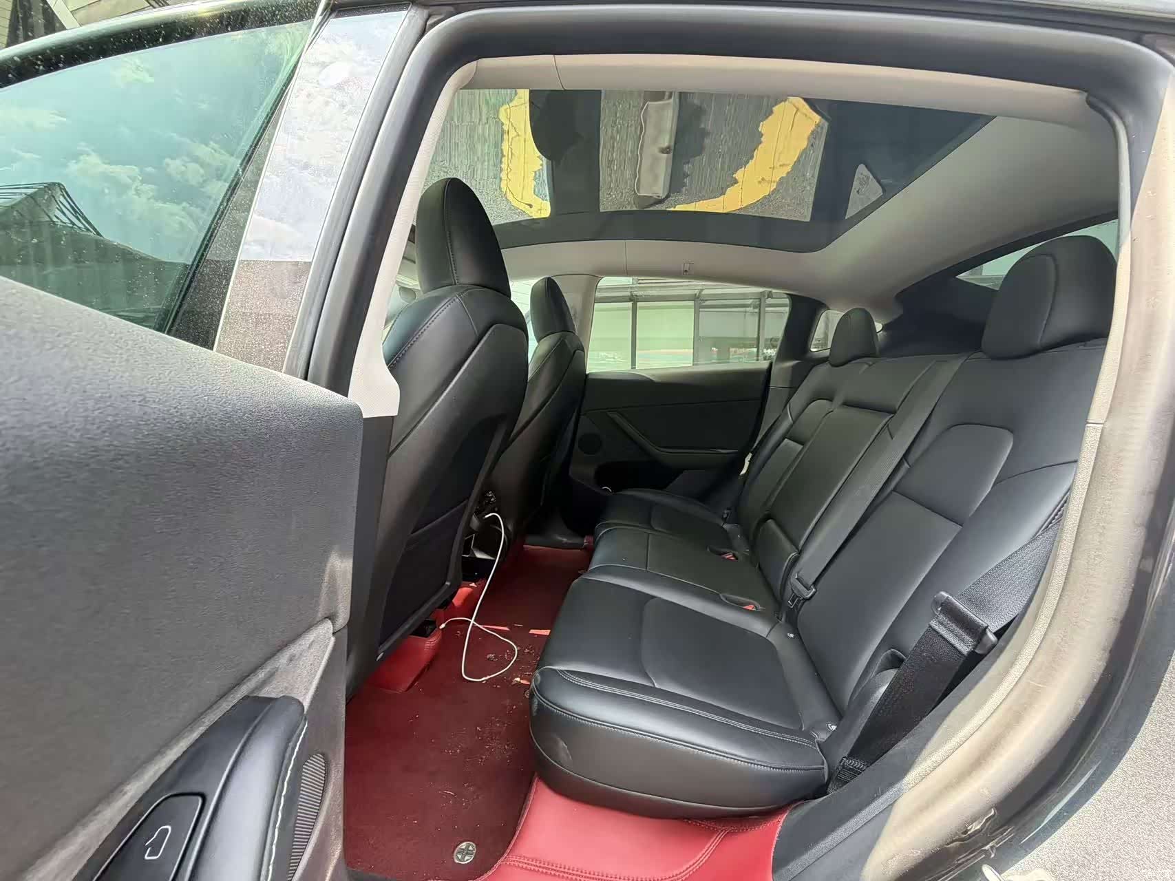 Tesla Model Y, 2023 9