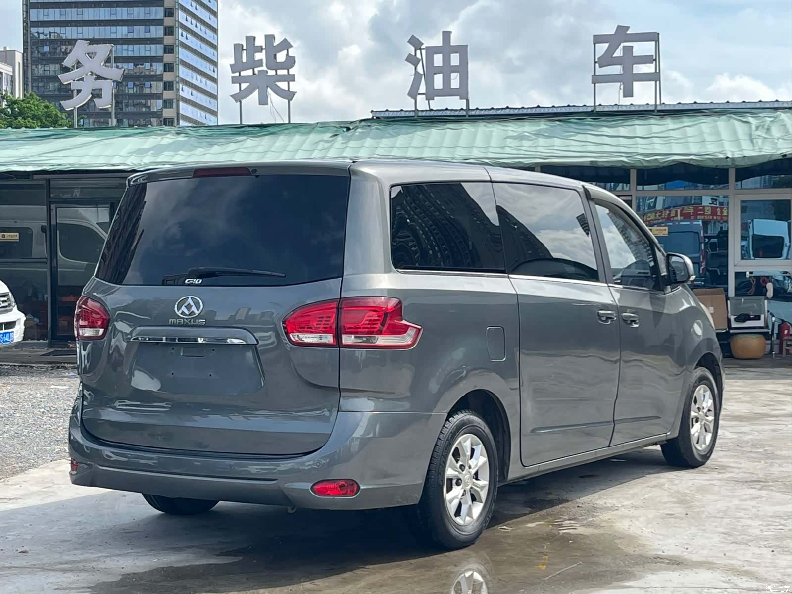 Maxus G10, 2014 9