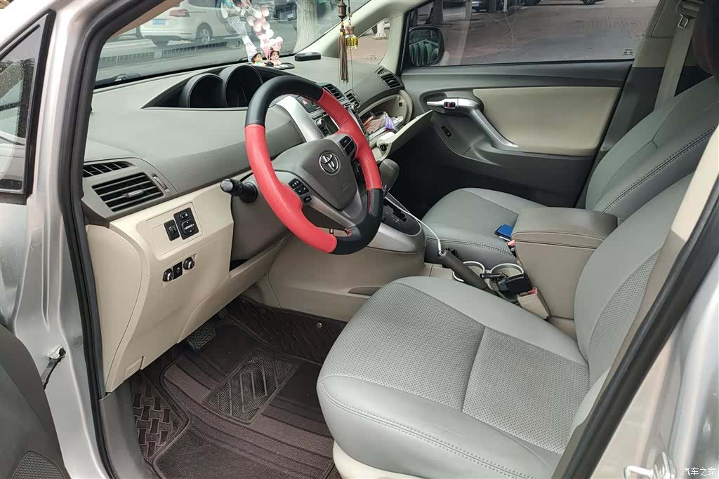 Toyota 180E, 2013 9