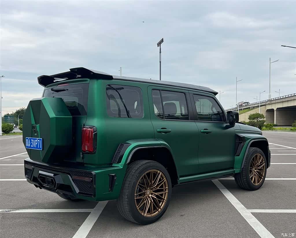 Tank 300, 2022 20