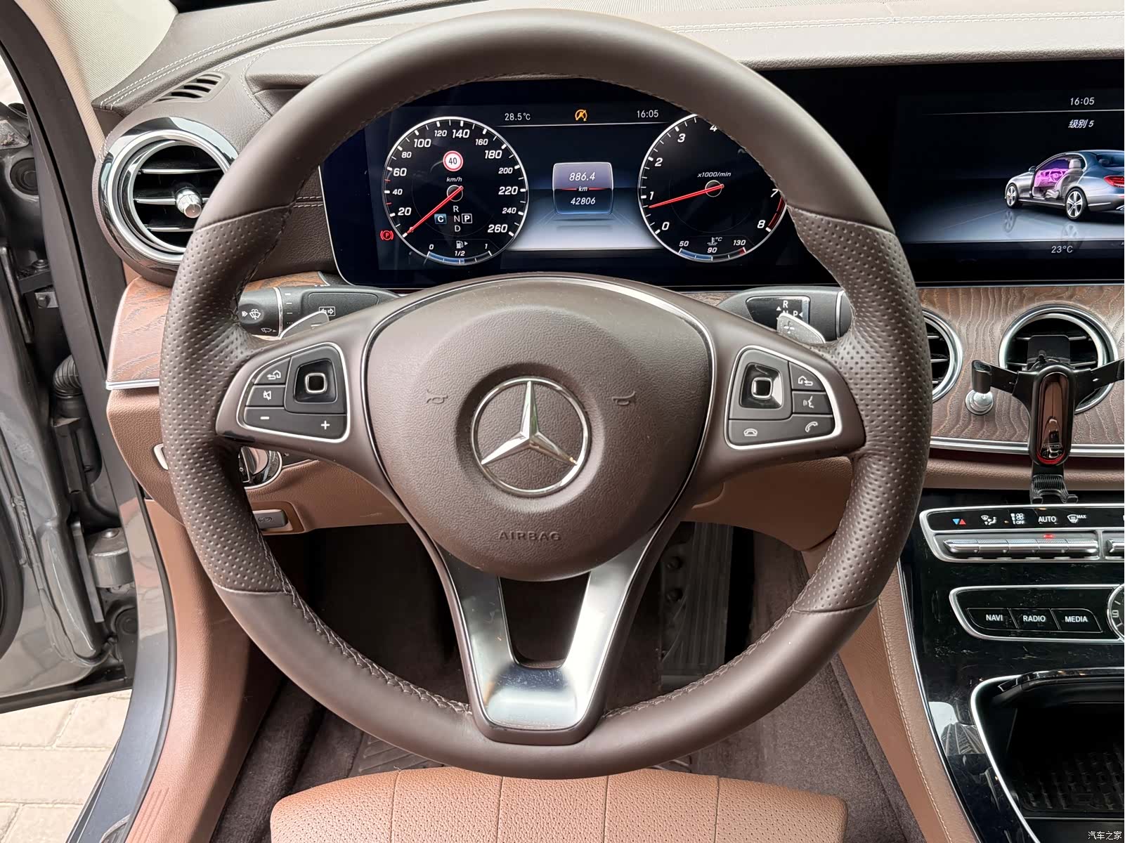 Mercedes-Benz E-Class, 2017 9