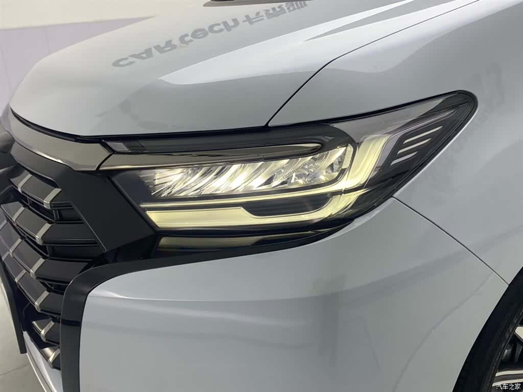 Honda Elysion, 2025 9