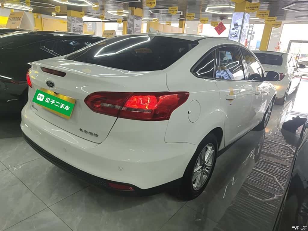 Ford Focus, 2018 7