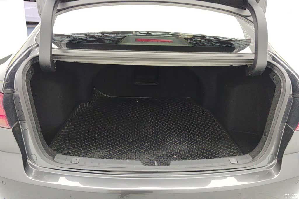 Changan CC, 2021 4