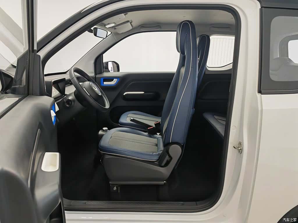 Wuling MINIEV, 2023 10