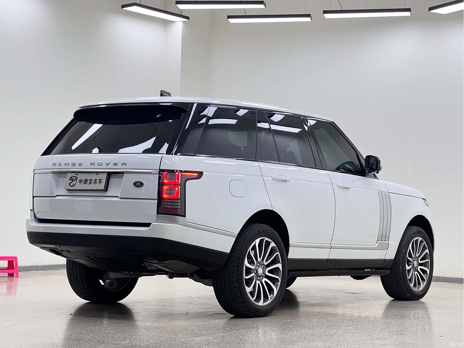 Land Rover Range Rover, 2018 все фото