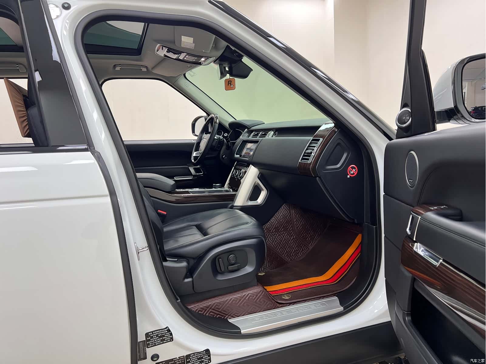 Land Rover Range Rover, 2018 28