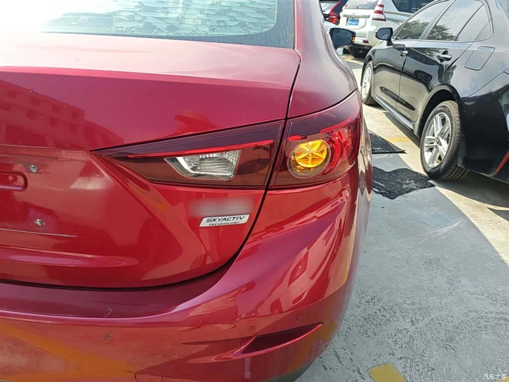 Mazda Mazda3, 2014 8