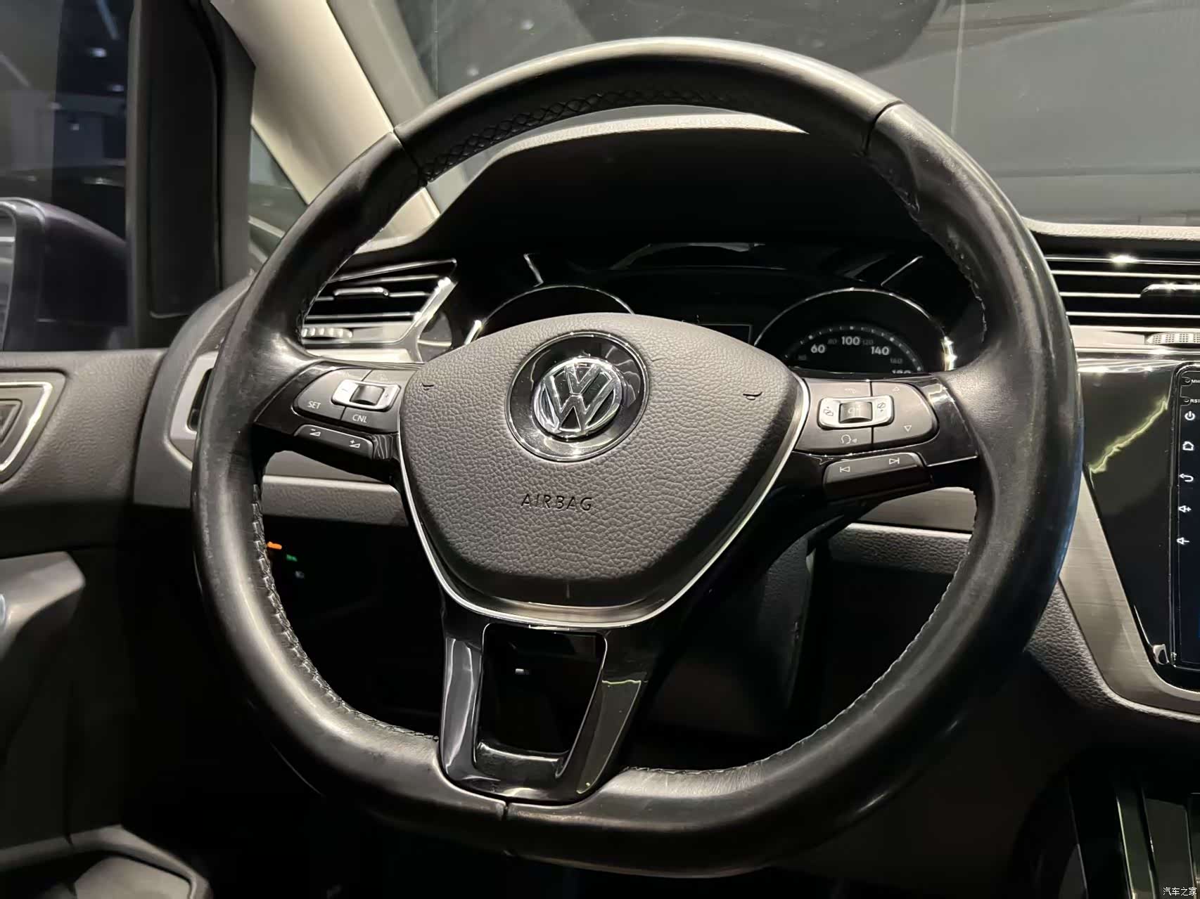Volkswagen L, 2020 8