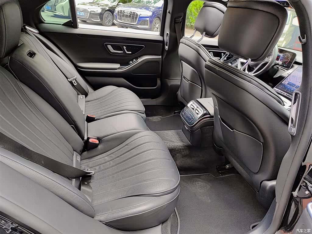 Mercedes-Benz S-Class, 2022 11