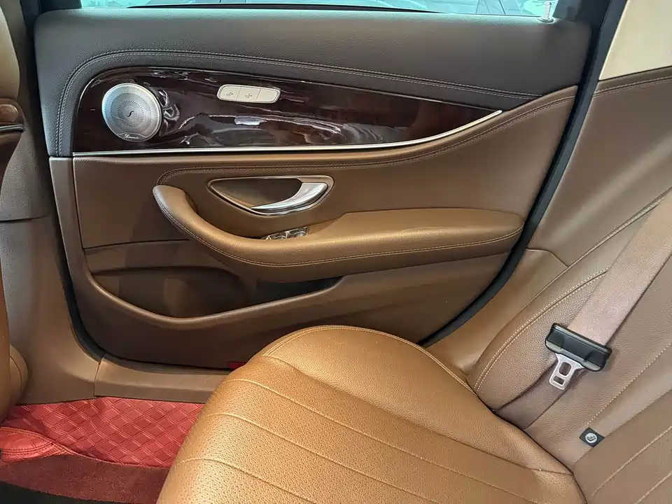 Mercedes-Benz E-class Mercedes-Benz E-class