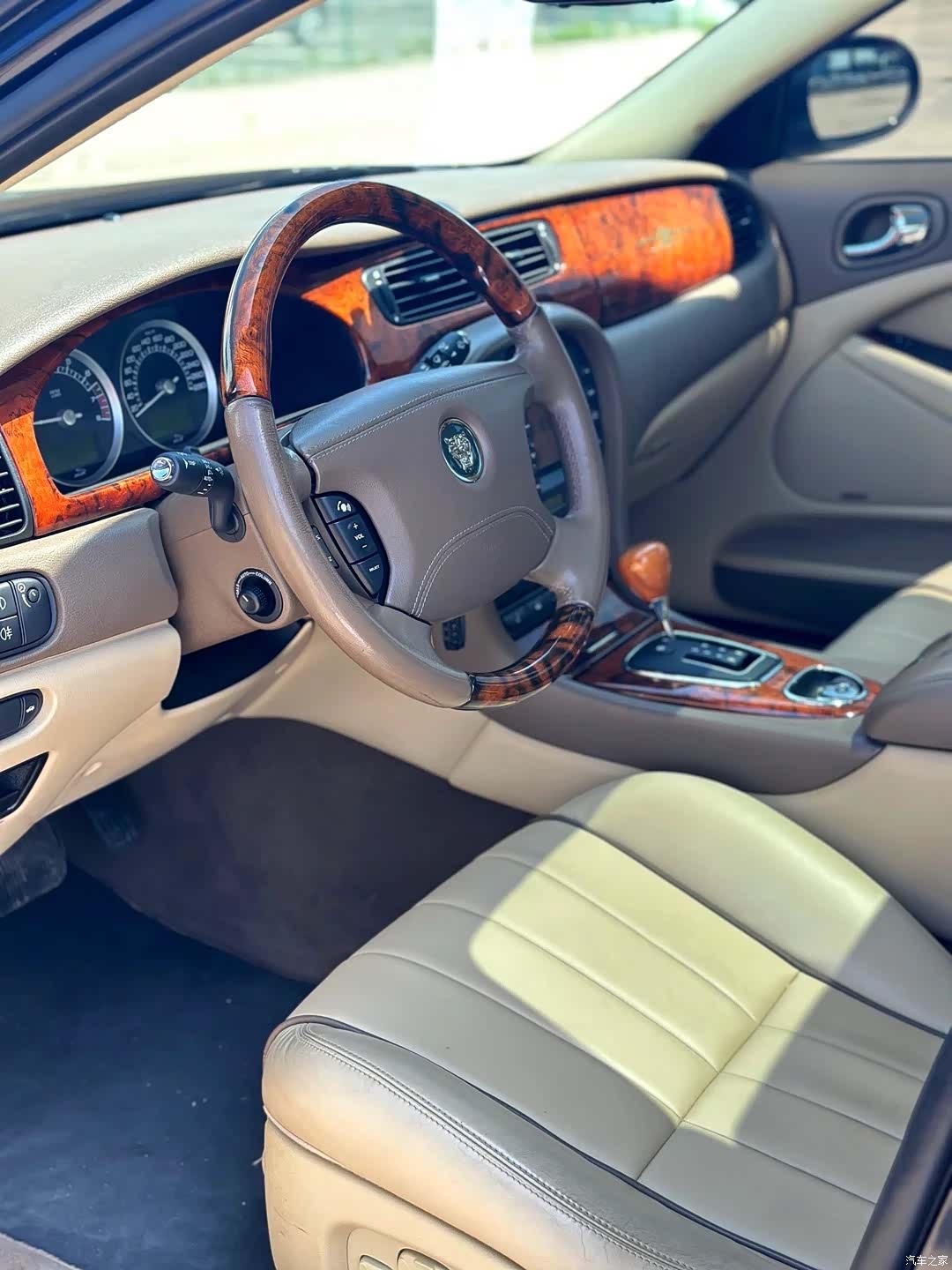 Jaguar S-TYPE, 2007 14