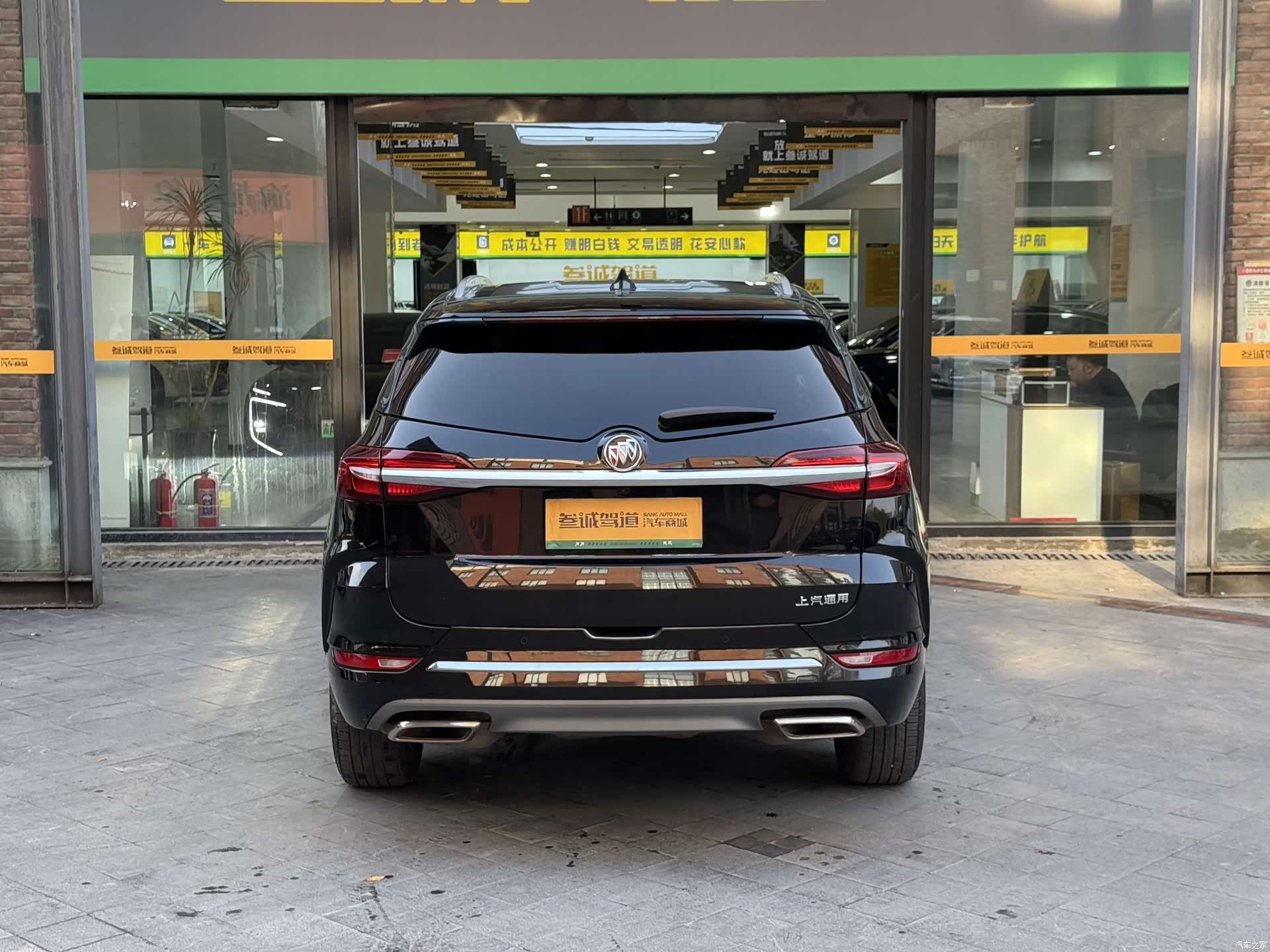 Buick Enclave, 2022 все фото