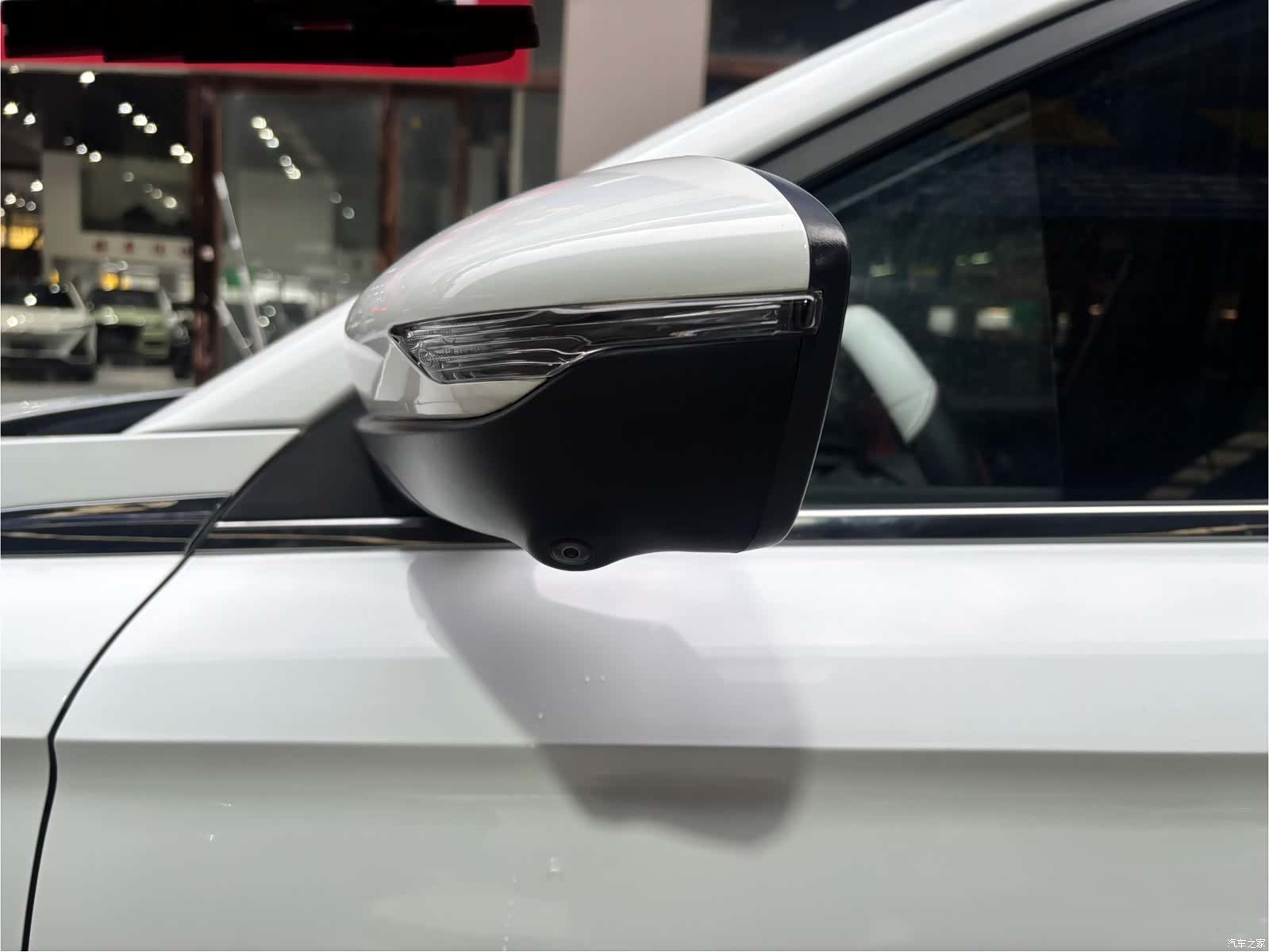 Geely Emgrand, 2021 8