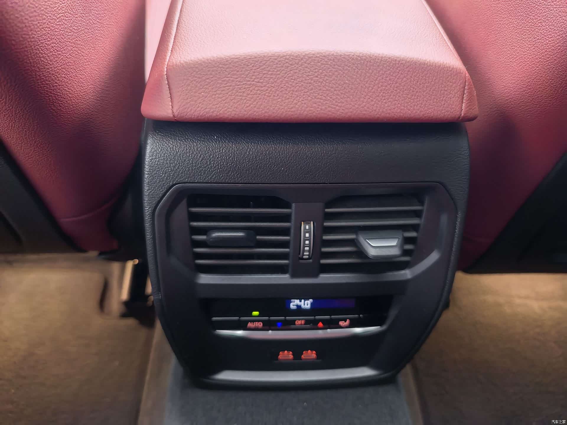 BMW 4 Series, 2025 11