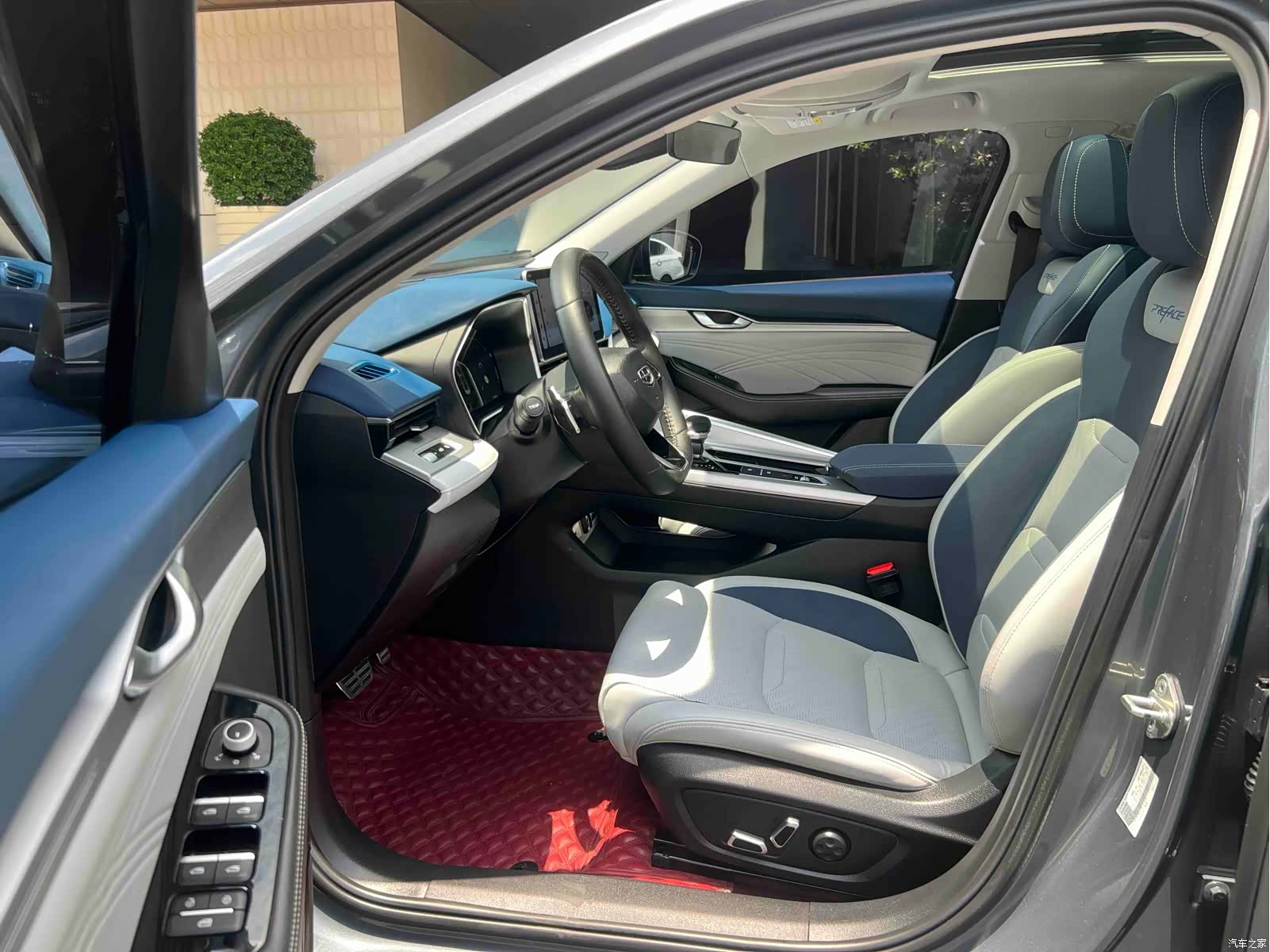 Geely Preface, 2022 10