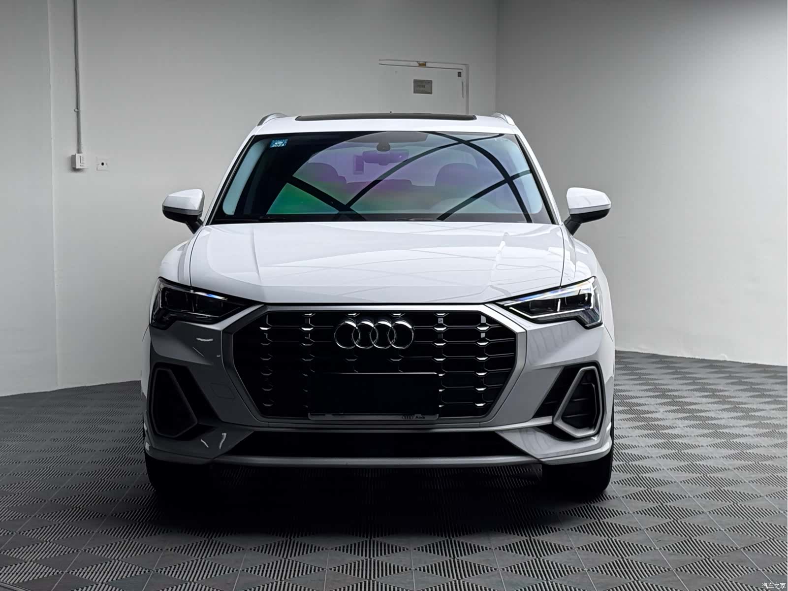 Audi Q3, 2022 2