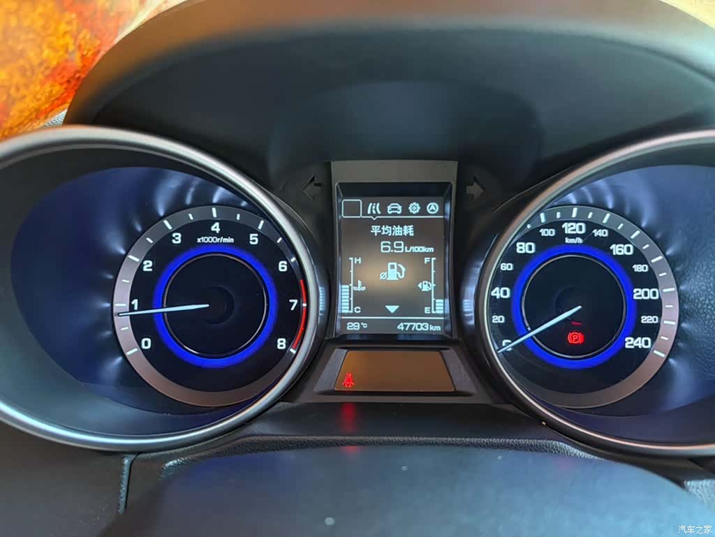 Changan CS35, 2017 12