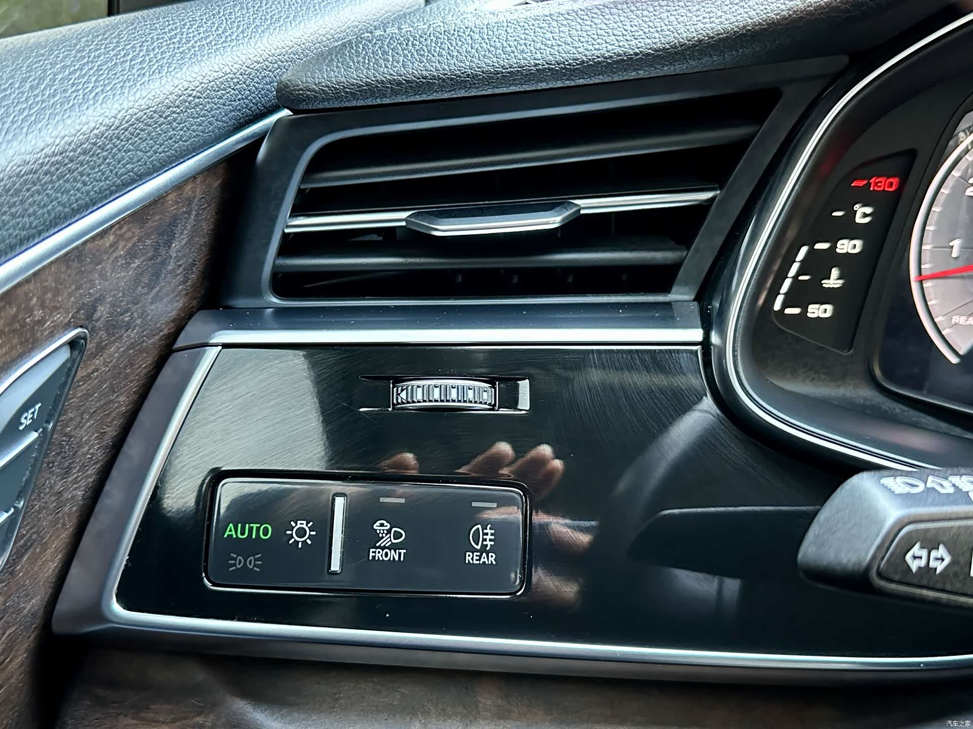 Audi Q7, 2023 21