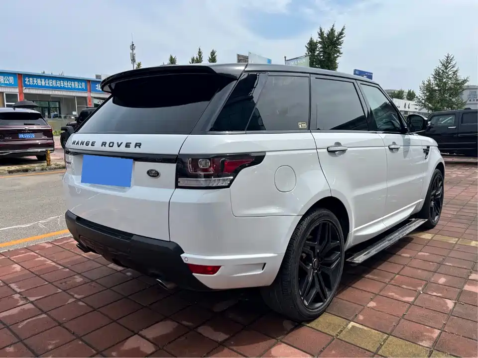 Land Rover Range Rover Sport Land Rover Range Rover Sport