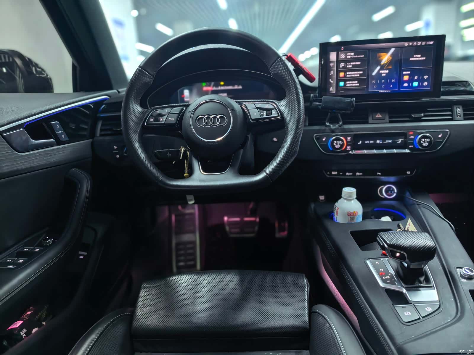 Audi A4L, 2024 все фото