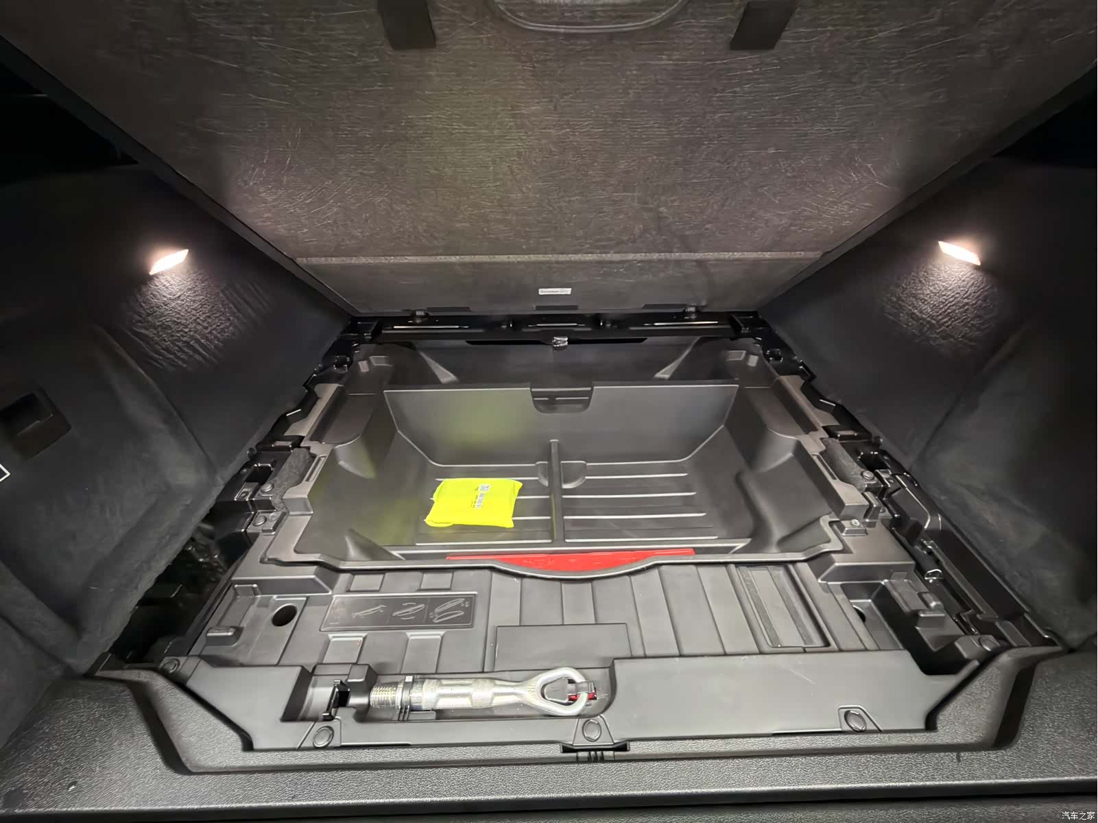 BMW X5, 2023 10