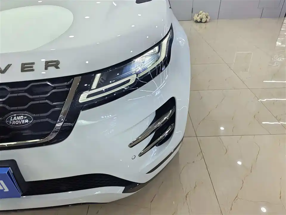 Land Rover Range Rover Aurora