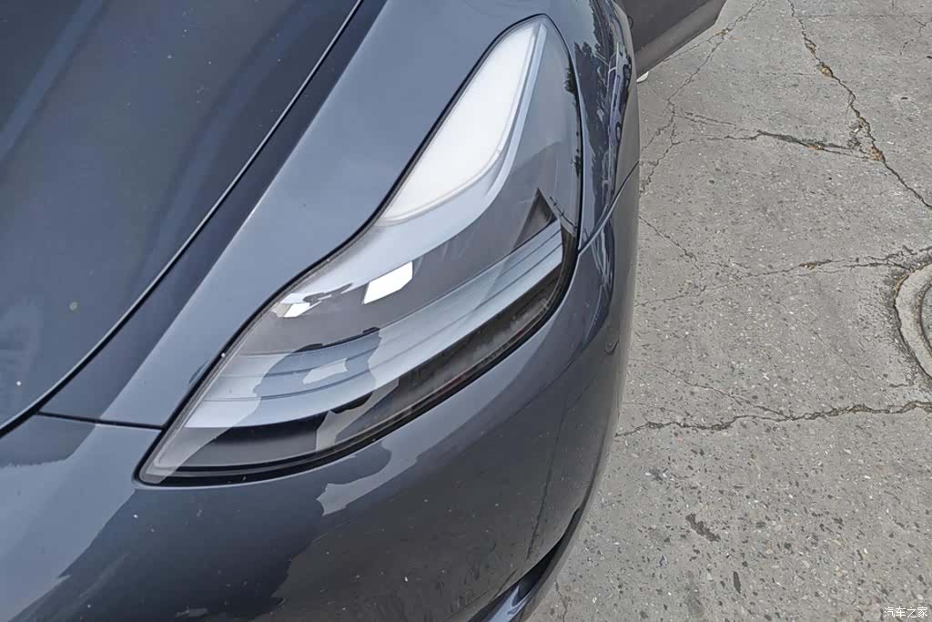 Tesla Model Y, 2023 все фото