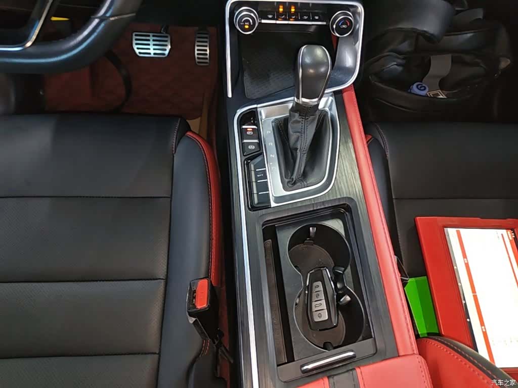 Geely Binray, 2021 14