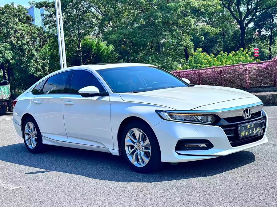 Honda Accord 2021, фото 3