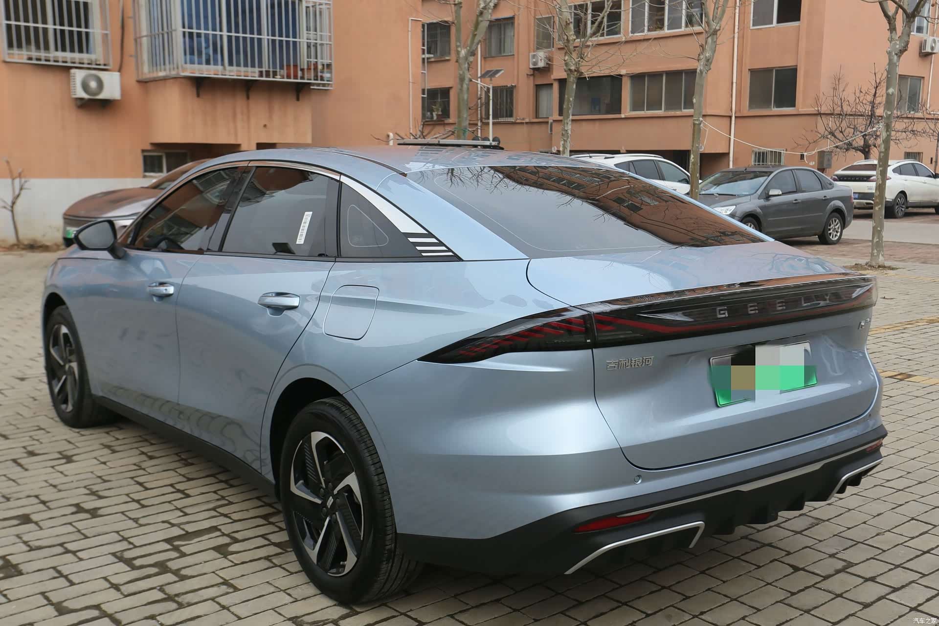 Geely Galaxy L6, 2025 6