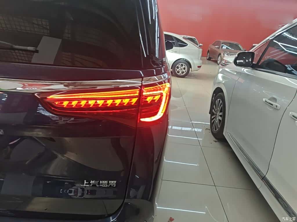 Buick GL8, 2021 8
