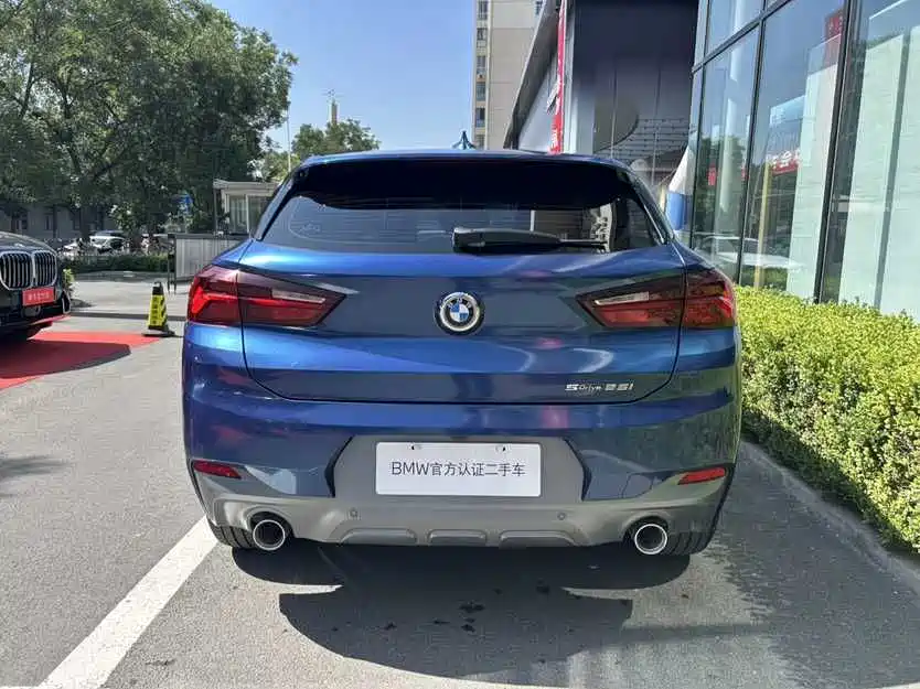 BMW X2