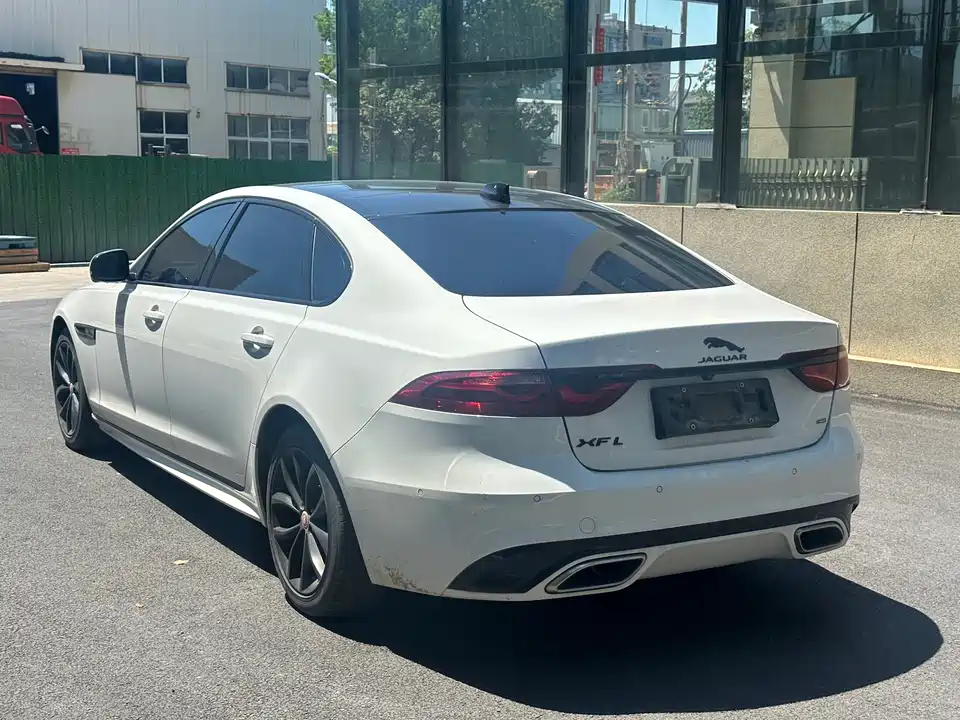 Jaguar XFL Jaguar XFL