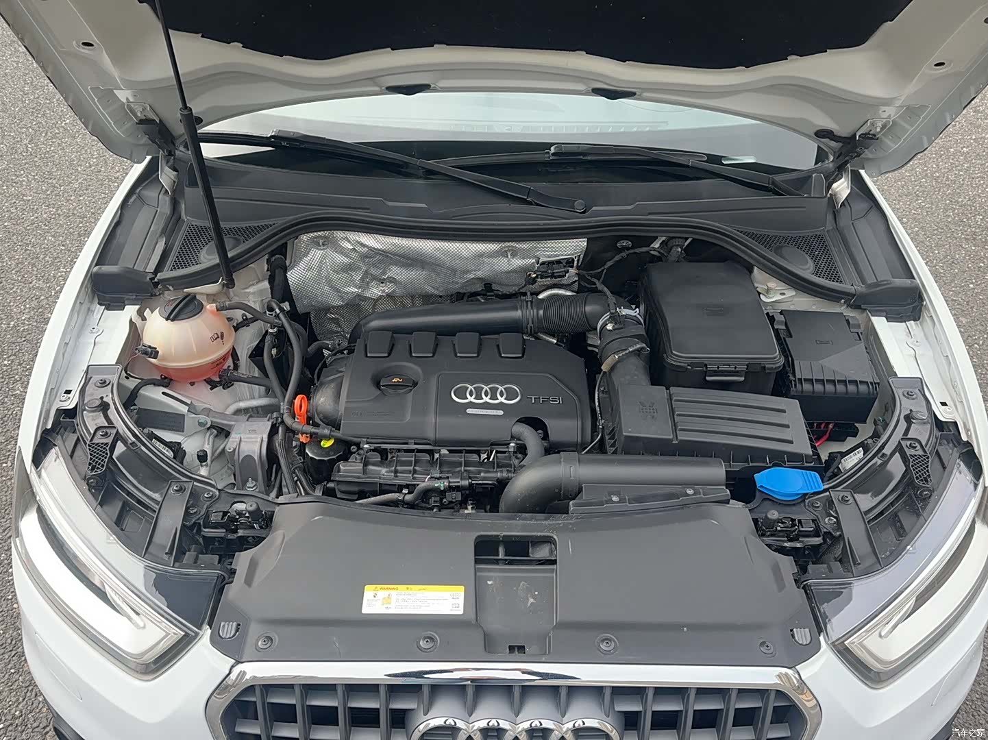 Audi Q3, 2015 28
