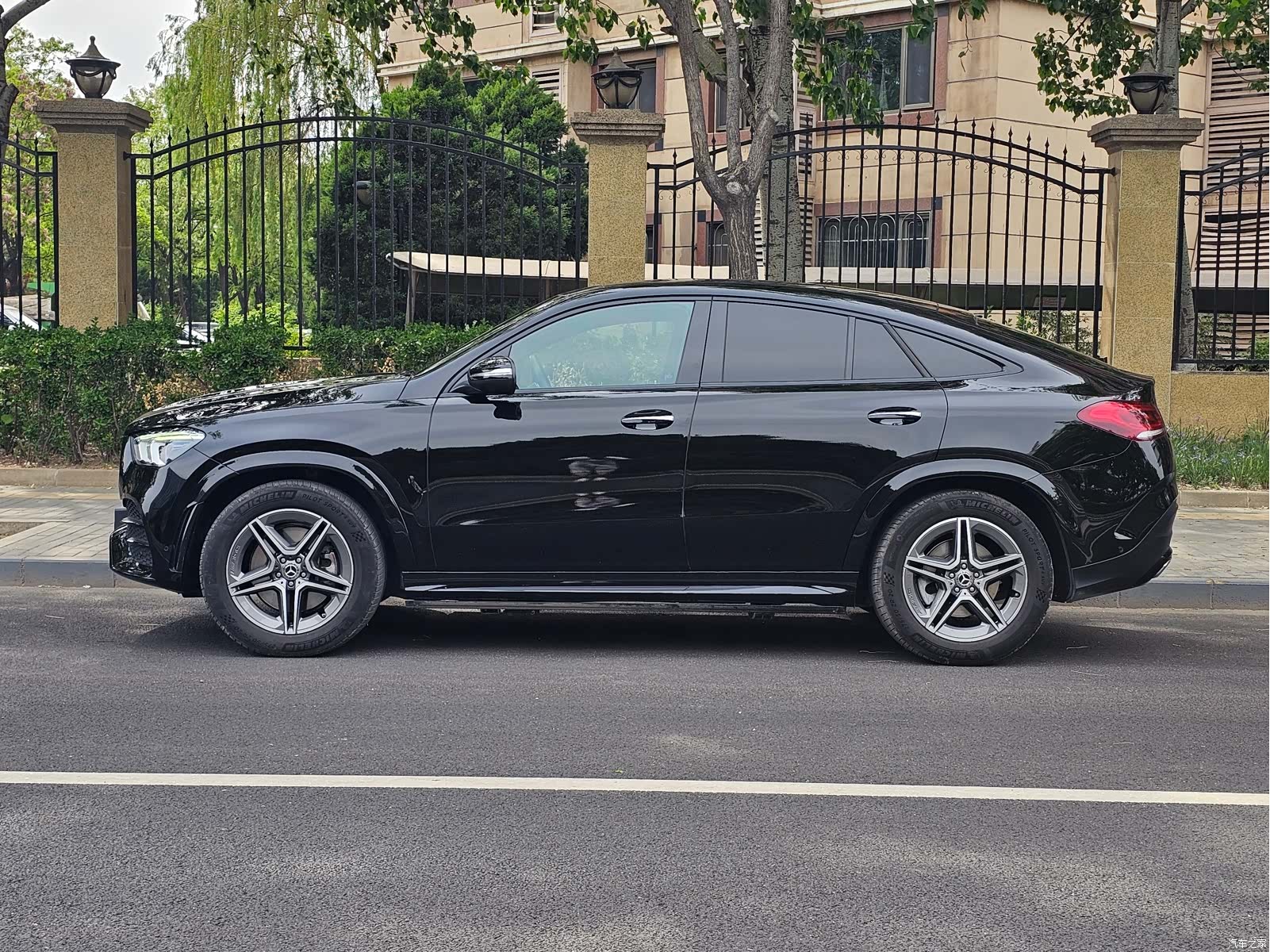 Mercedes-Benz GLE, 2022 2
