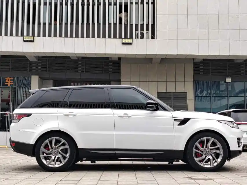 Land Rover Range Rover Sport Land Rover Range Rover Sport