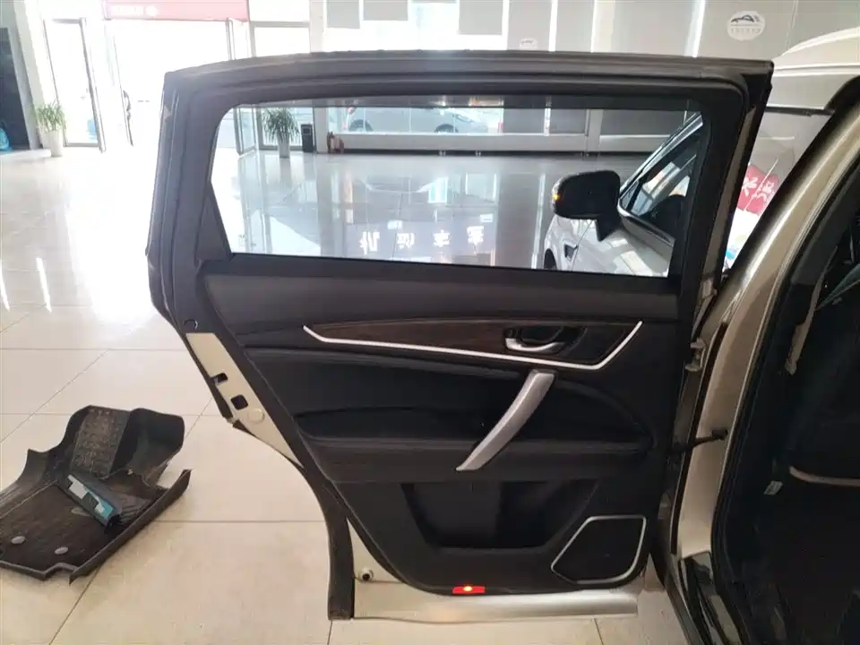 Honda UR-V Honda UR-V