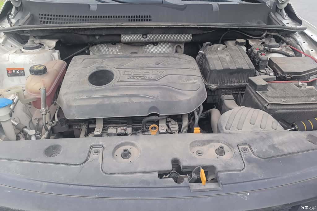 Geely X6, 2020 10