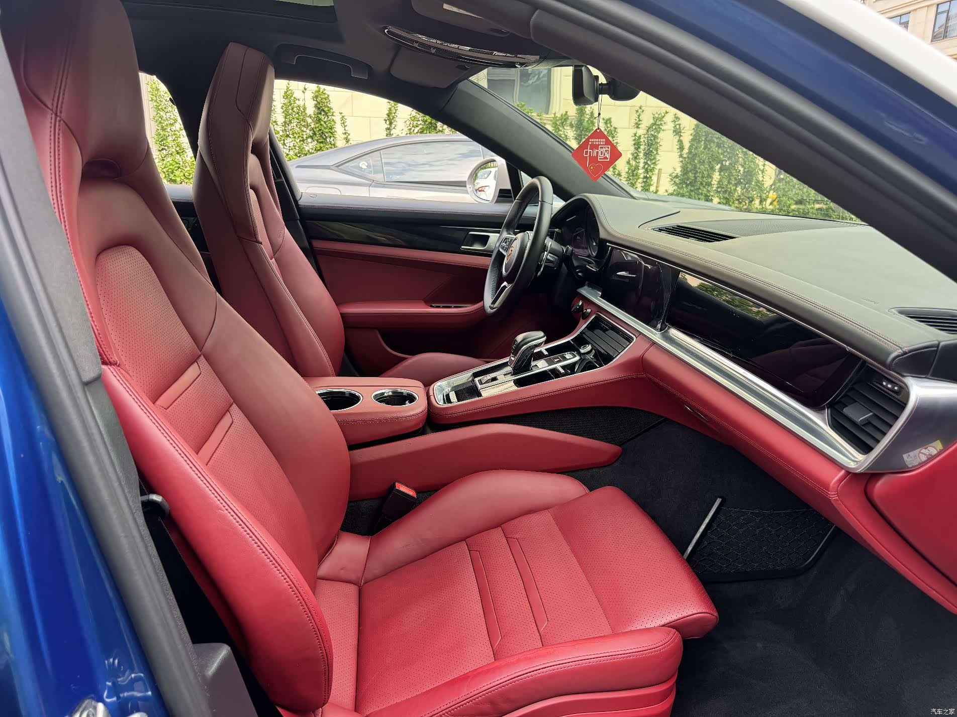Porsche Panamera, 2019 10