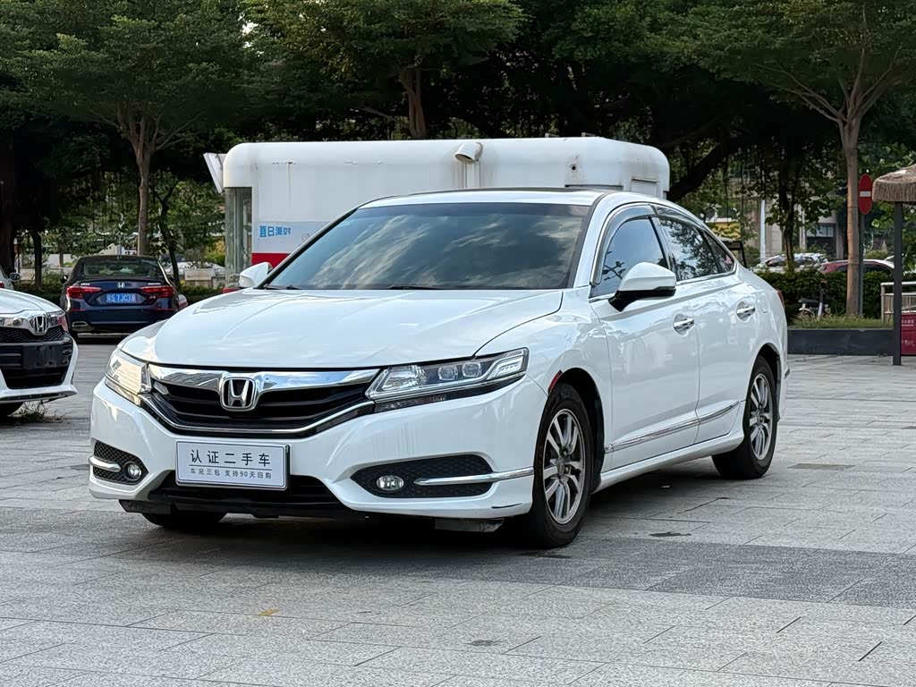 Honda Spirior 2015 2.0L Luxury