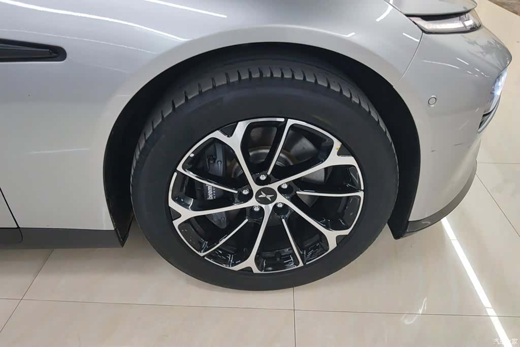 Xpeng P7, 2023 6