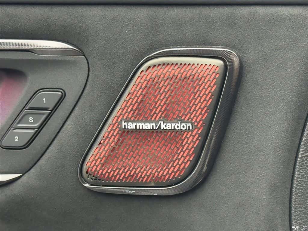 RAM Trucks, 2022 17